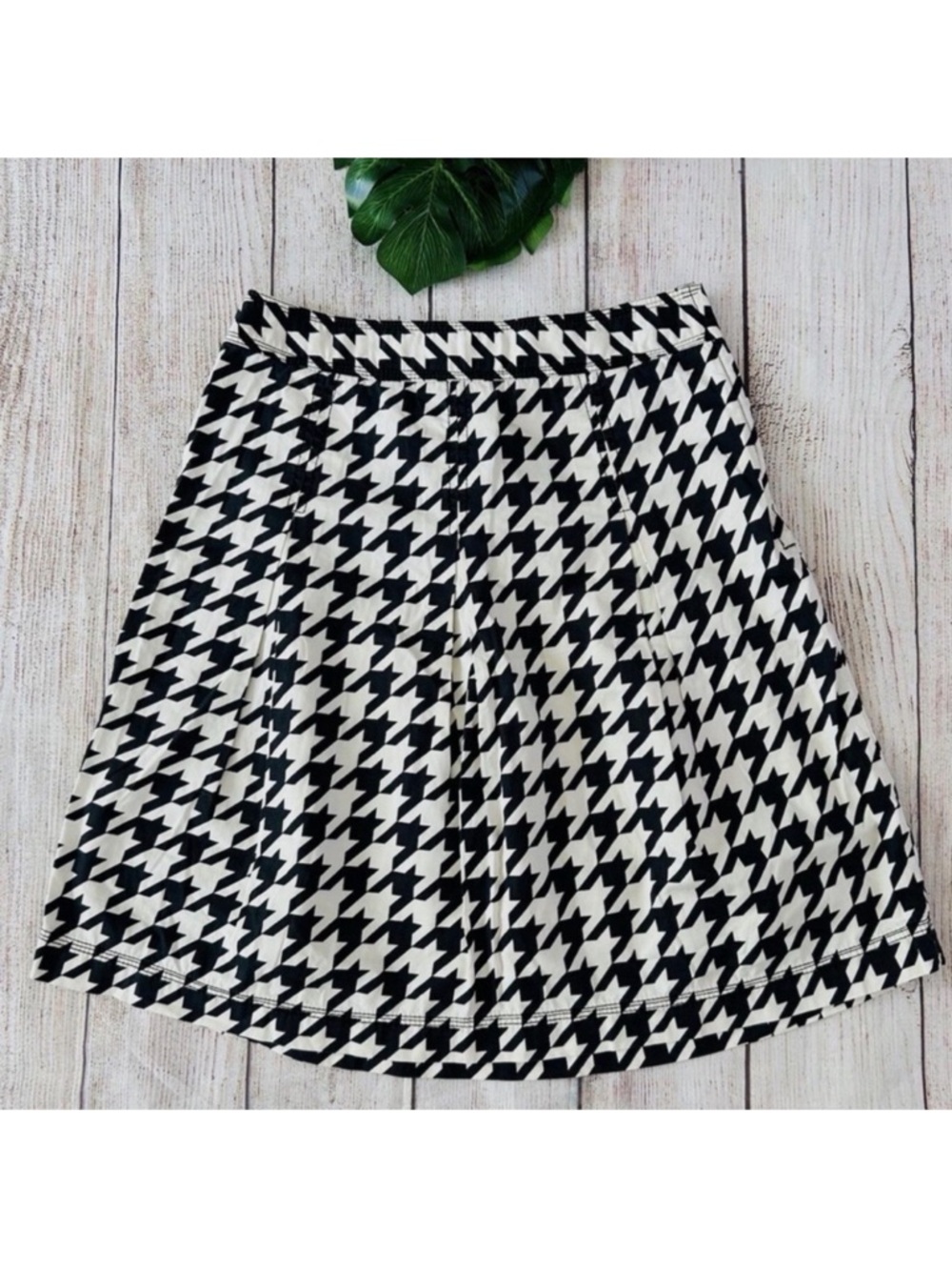 Merona Black and White Geometric Skirt
